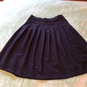Pleaded Land’s end skirt